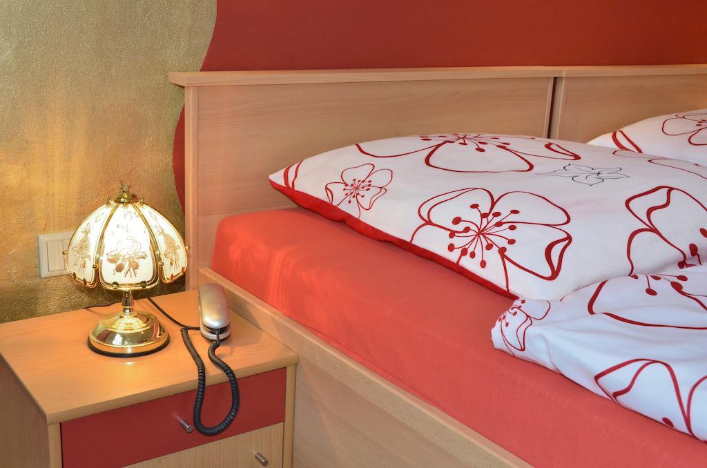 Pension Becker Arnsberg Room photo